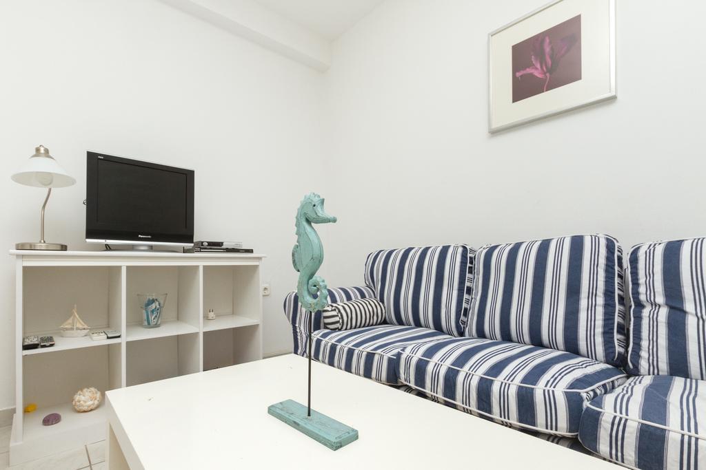 Hippocampus Apartments ميميتسا المظهر الخارجي الصورة